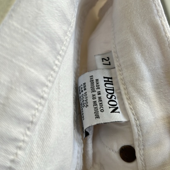 • HUDSON WHITE JEANS • - Picture 4 of 6
